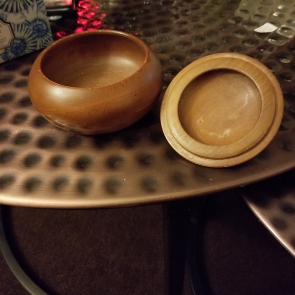 Nwt awesome canister made from myrtle wood - Picture 3 of 6